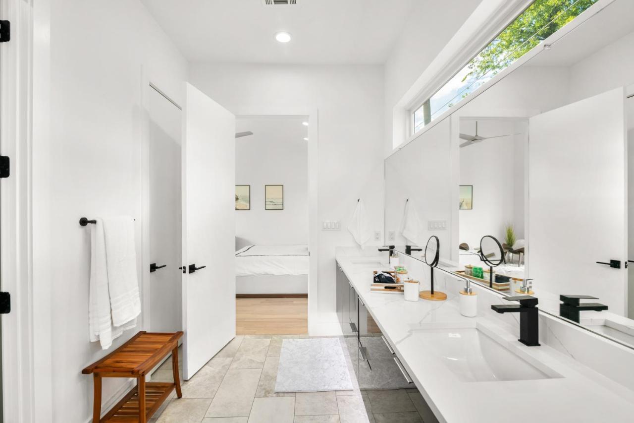 Dallas Luxury Modern House By Dallas Love Airport Buitenkant foto